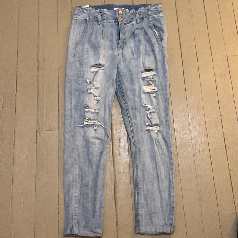 Almost Famous Ripped Jeans Size 11 - Picture 2 of 5